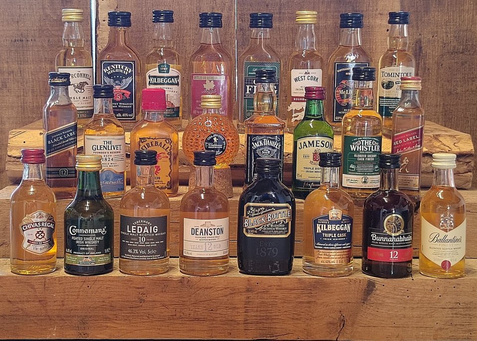 whisky-chocolate Whisky-Adventskalender zum Selbstbefüllen mit 24 internationalen Whisky-Miniaturen